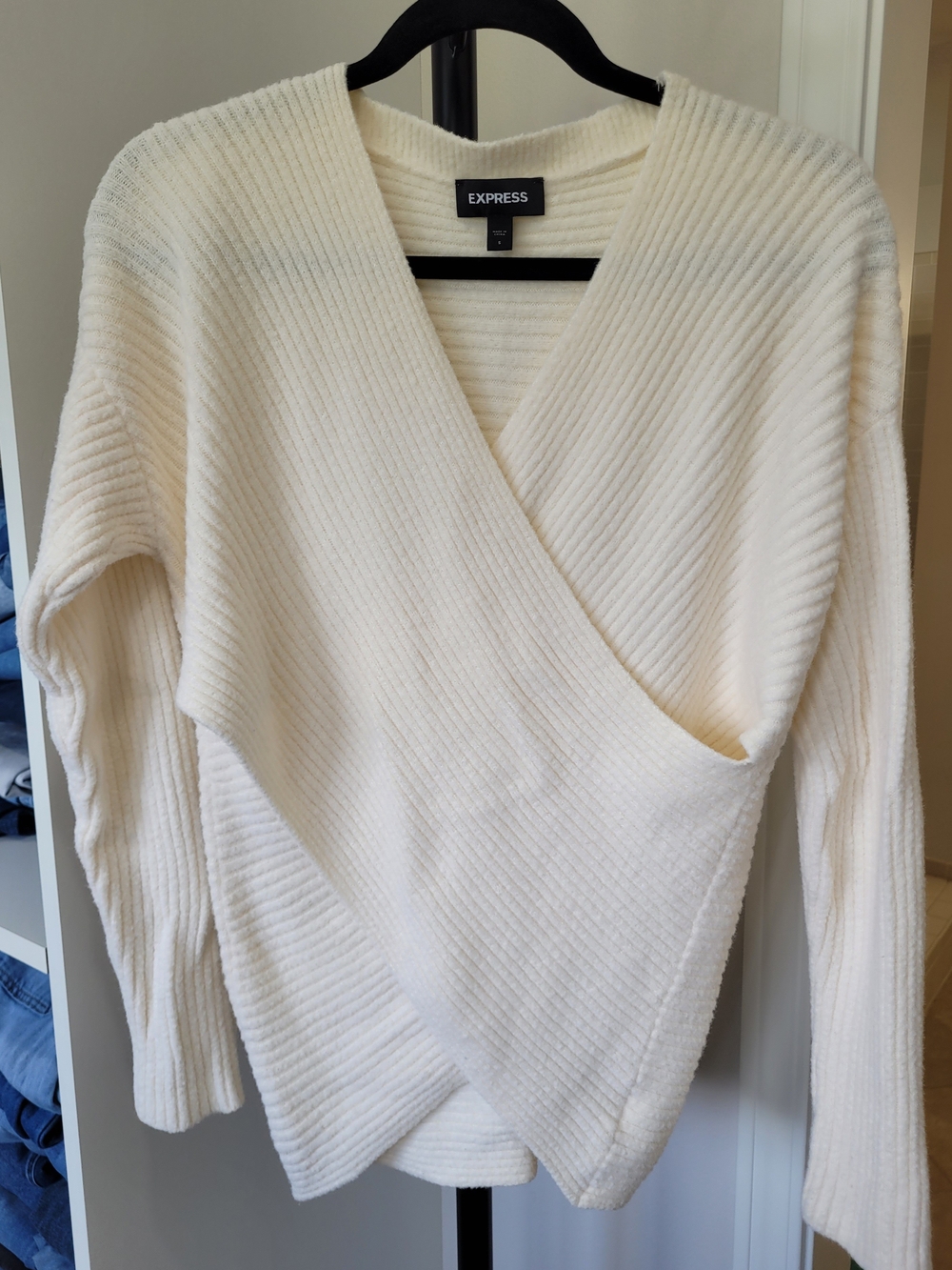 Express Ribbed Wrap V-Neck Sweater - Picture 4 of 5